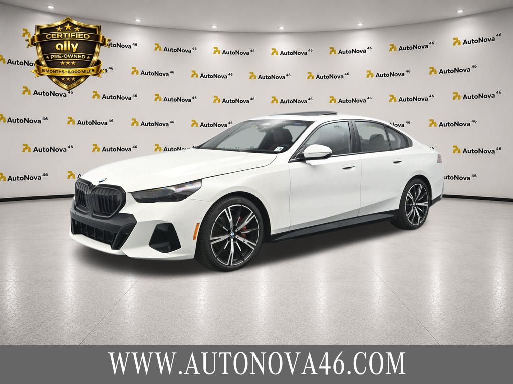 Alpine White 2024 BMW 5 Series Sedan All-Wheel Drive 8-Speed Automatic