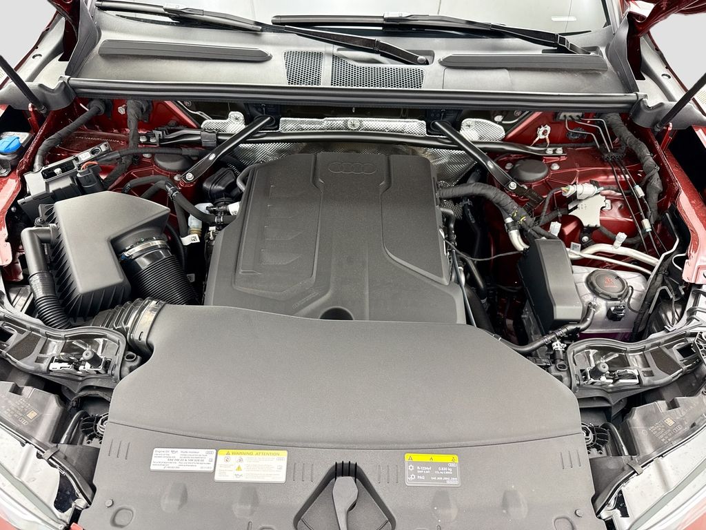 Thumbnail: 2025 Audi Q5 - 28