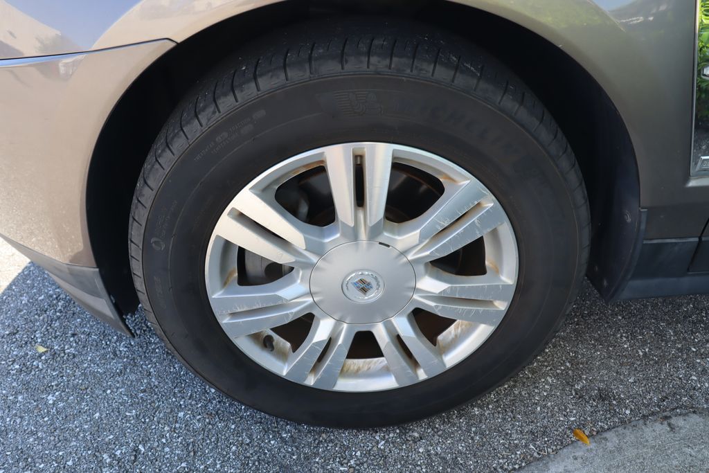 Thumbnail: 2012 Cadillac SRX - 4