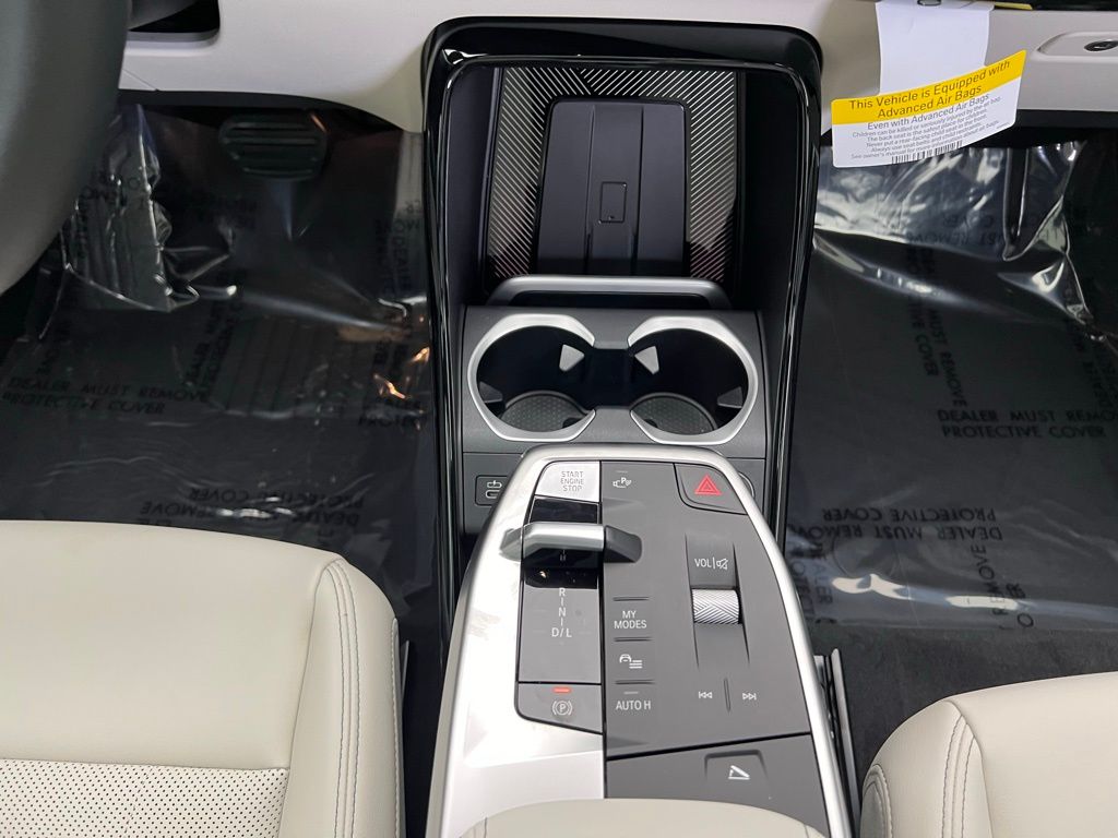 Thumbnail: 2026 BMW X1 - 11