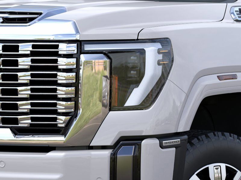 2024 GMC Sierra 3500HD Denali 10