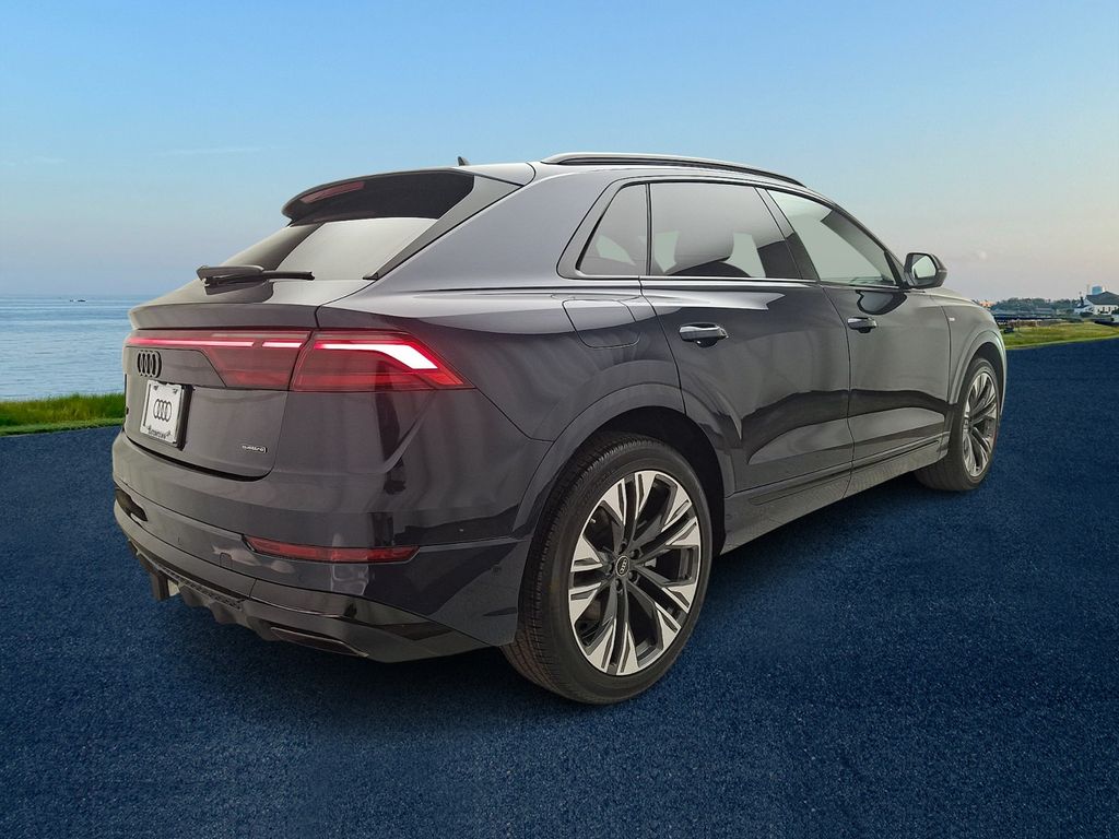 Thumbnail: 2027 Audi Q8 - 3