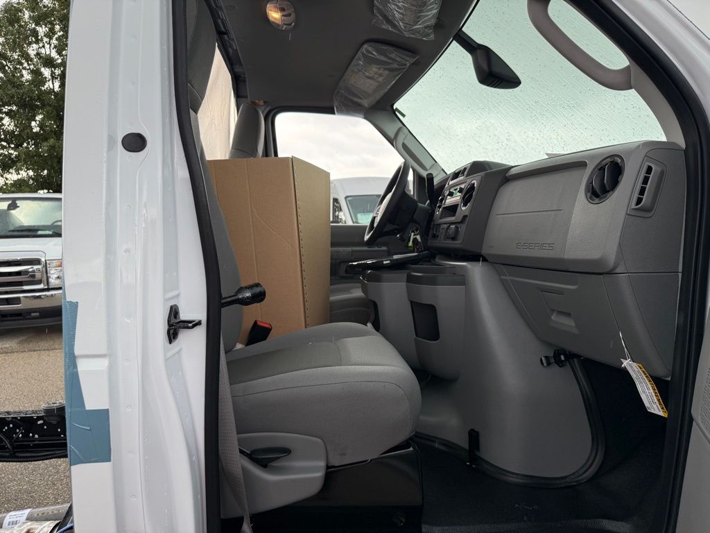 New 2026 White Ford Base image 16