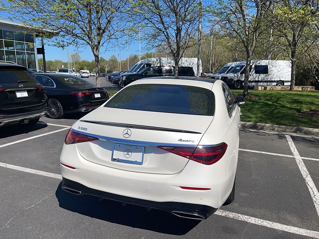 Thumbnail: 2022 Mercedes-Benz S-Class - 15