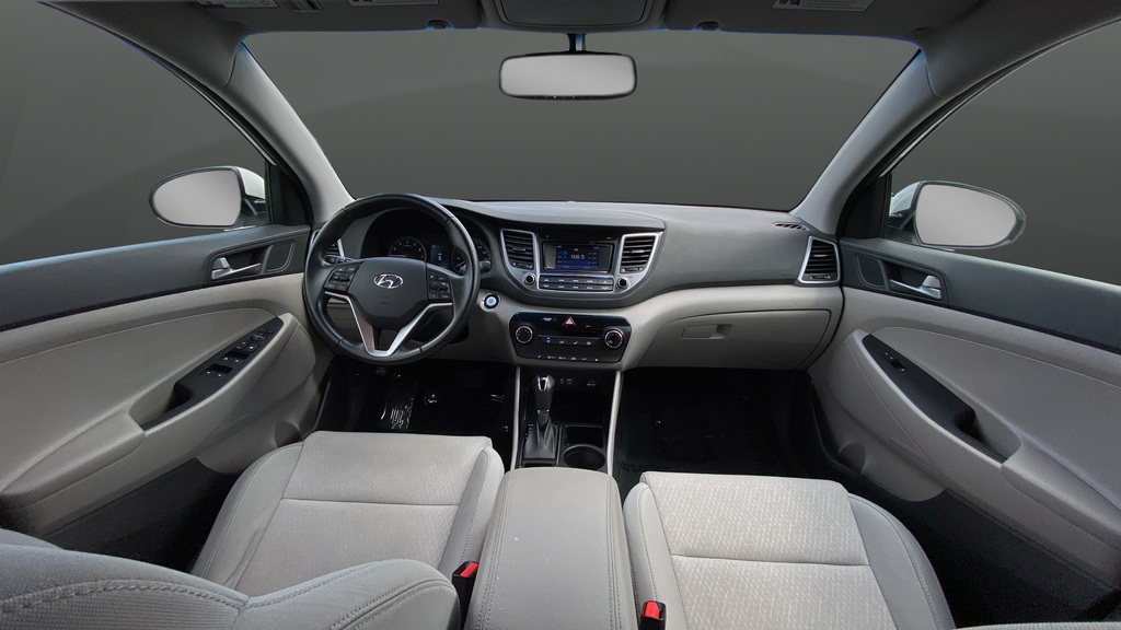 Used 2017 Winter White Hyundai Sport image 11
