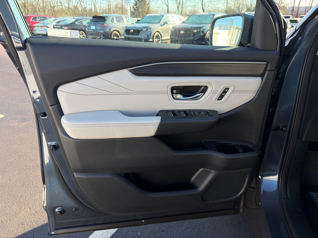 Thumbnail: 2026 Honda Pilot - 18