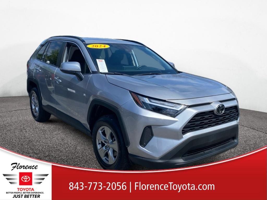 2024 Toyota RAV4 XLE FWD