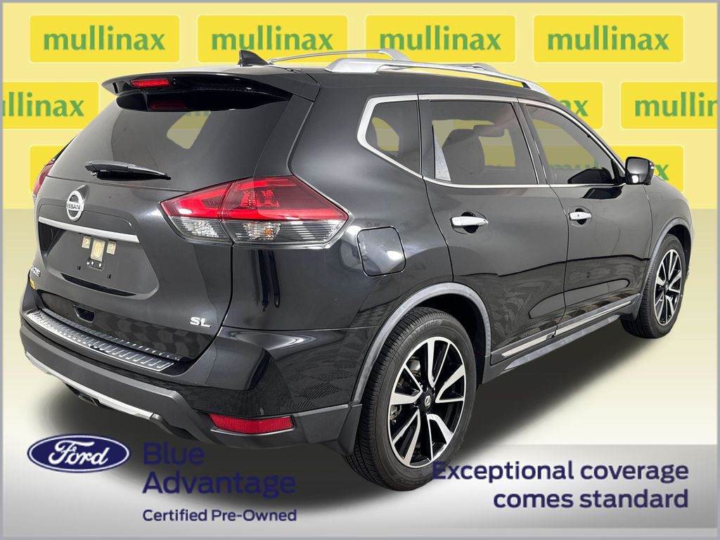 Certified Used 2018 Black Nissan SL image 4