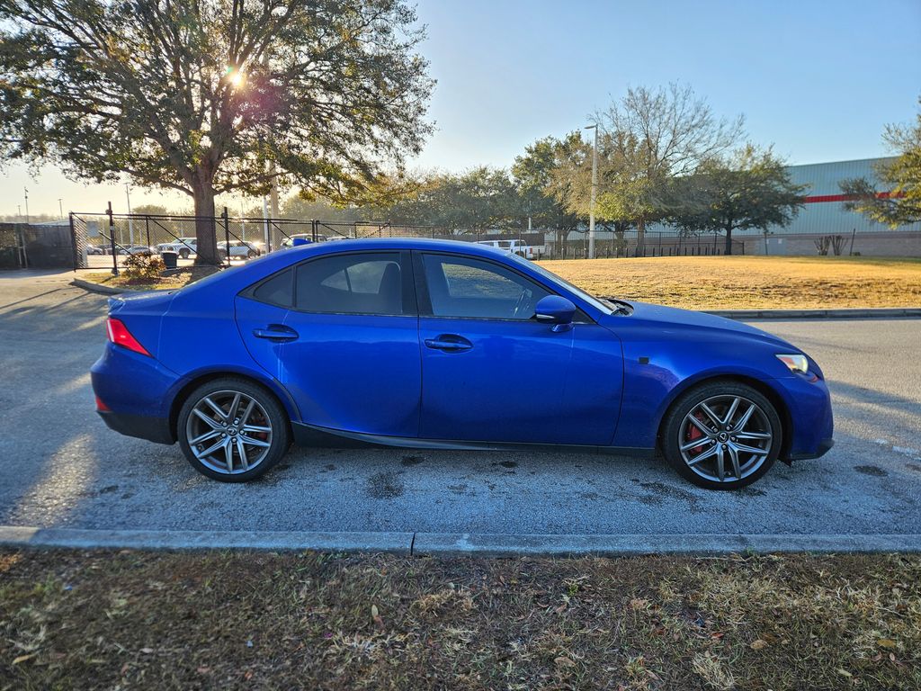 Thumbnail: 2016 Lexus IS - 6