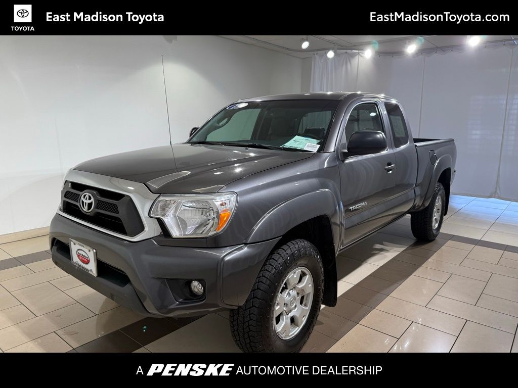 2015 Toyota Tacoma Base -
                  Madison, WI