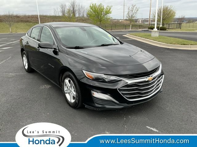 Mosaic Black Metallic 2021 Chevrolet Malibu LS FWD Sedan Front-Wheel Drive Continuously Variable Transmission