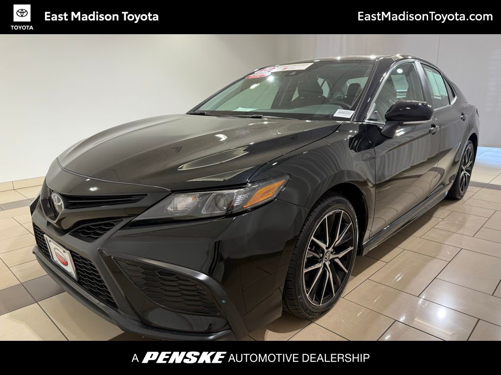 2023 Toyota Camry SE -
                  Madison, WI