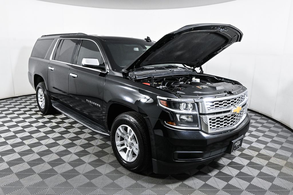 2020 Chevrolet Suburban LS 29