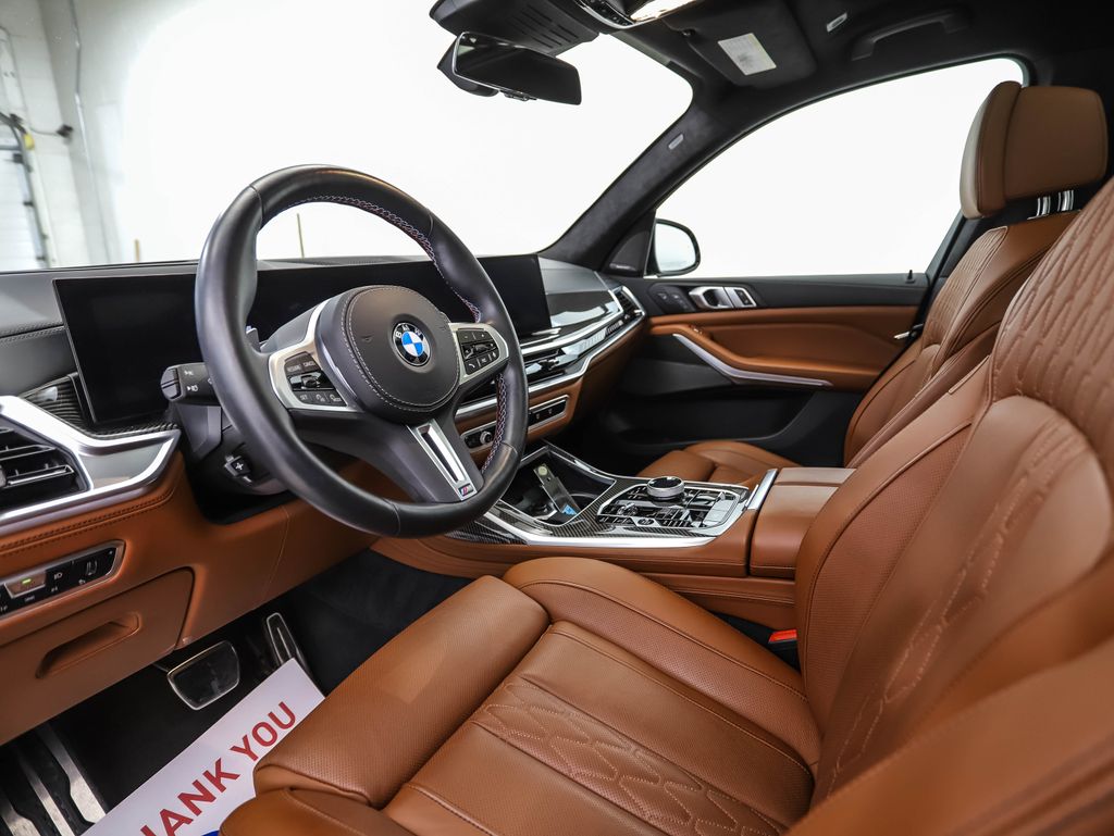 Thumbnail: 2023 BMW X7 - 10