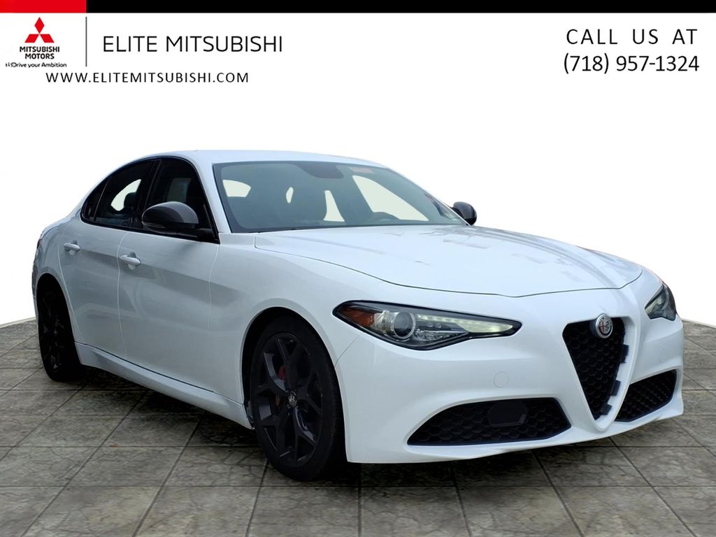 2019 Alfa Romeo Giulia Base