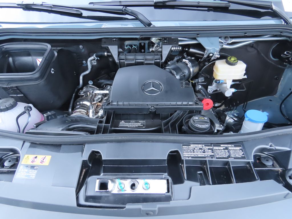 Thumbnail: 2025 Mercedes-Benz Sprinter - 27