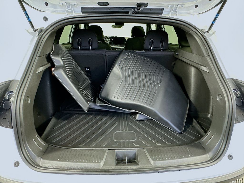 Thumbnail: 2024 Chevrolet Trax - 24