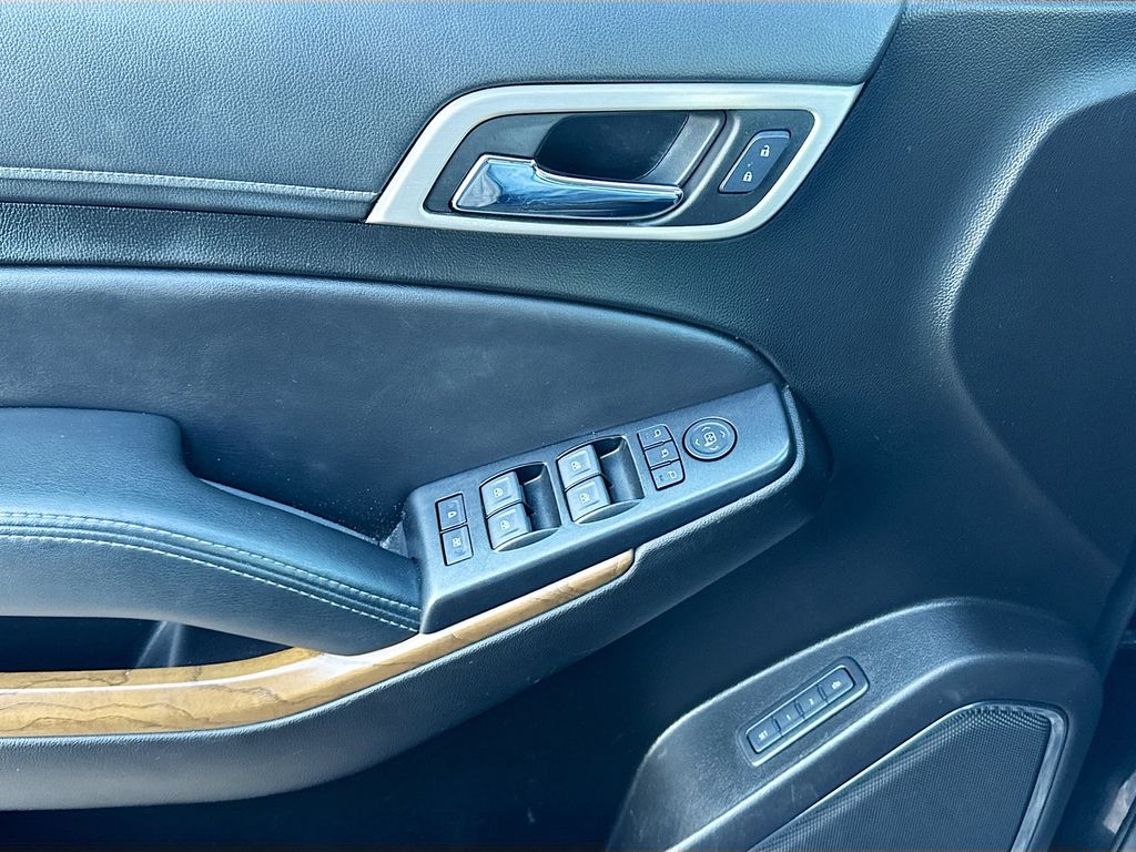 2020 GMC Yukon Denali - Photo 21