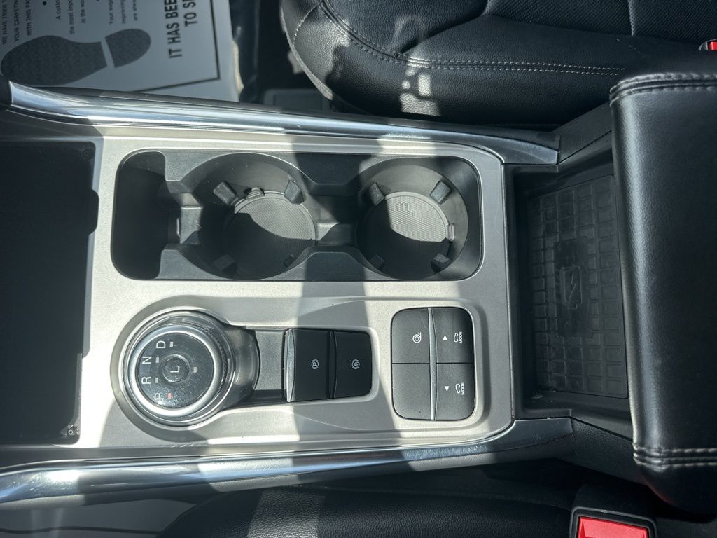 2023 Iconic Silver Metallic Ford Explorer Limited RWD SUV
