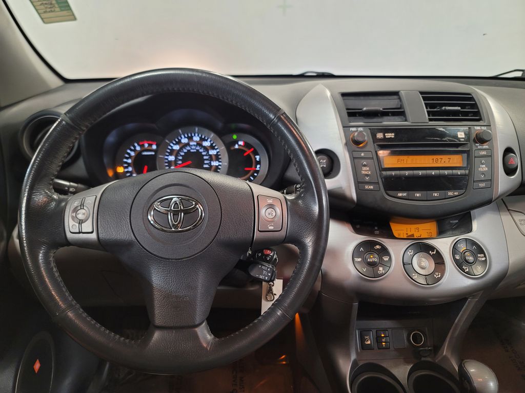 2008 Toyota RAV4 Limited photo