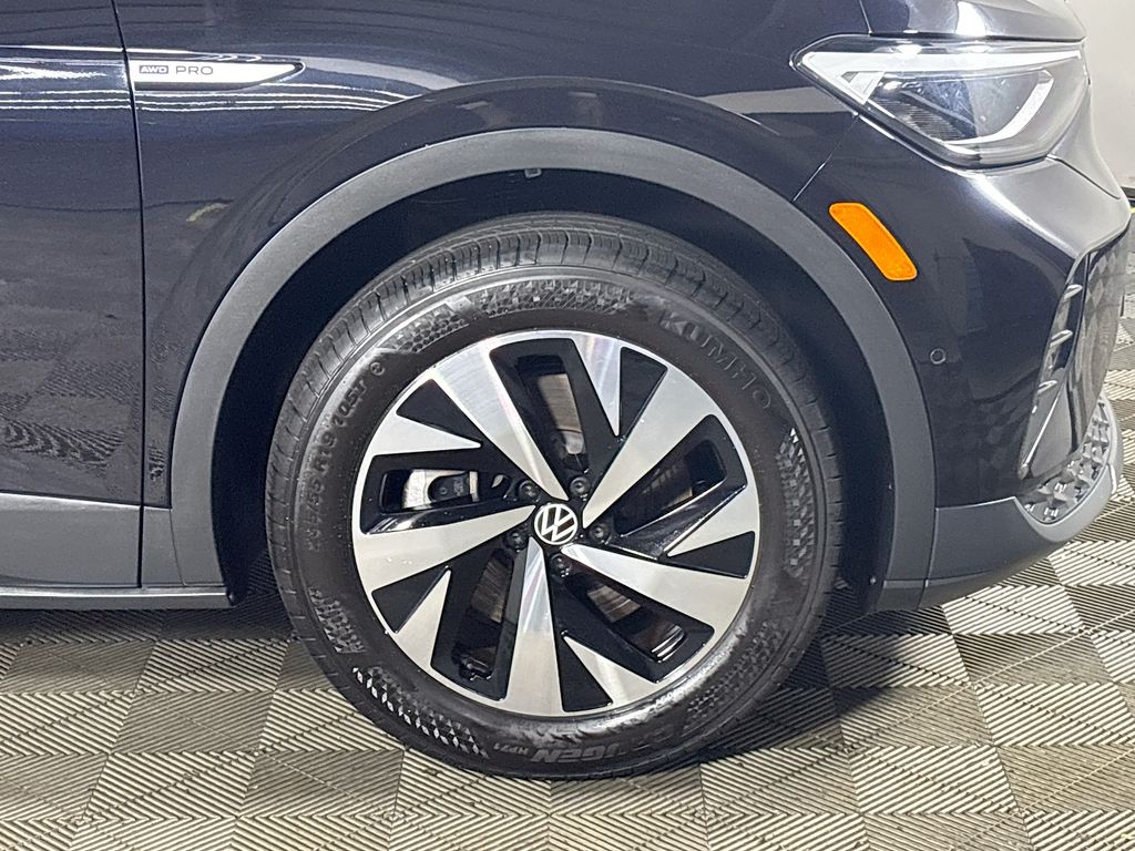 2023 Volkswagen ID.4 Pro