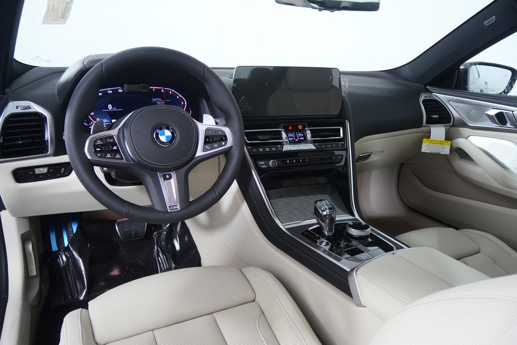 Thumbnail: 2026 BMW 8 Series - 22