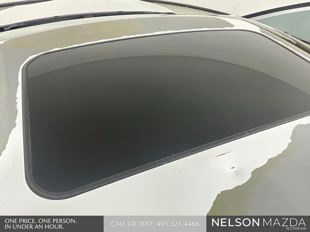 Used 2014 White Toyota S image 11