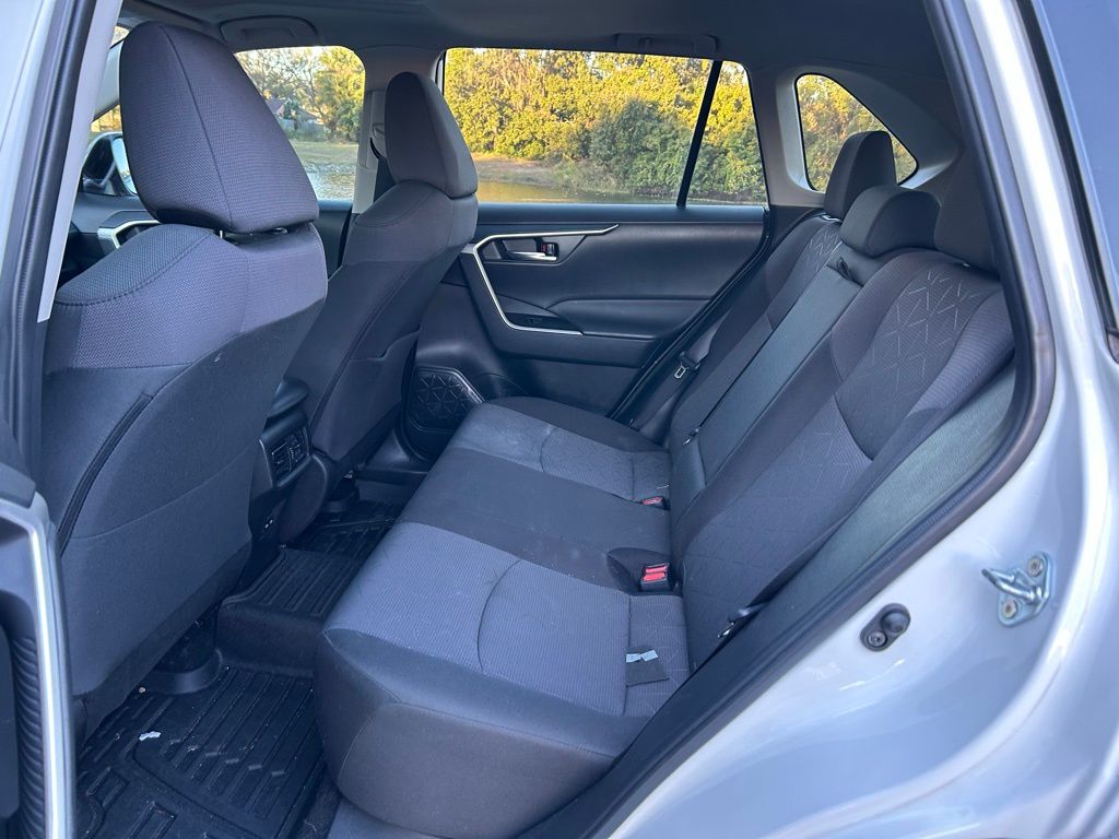 Thumbnail: 2024 Toyota RAV4 - 12