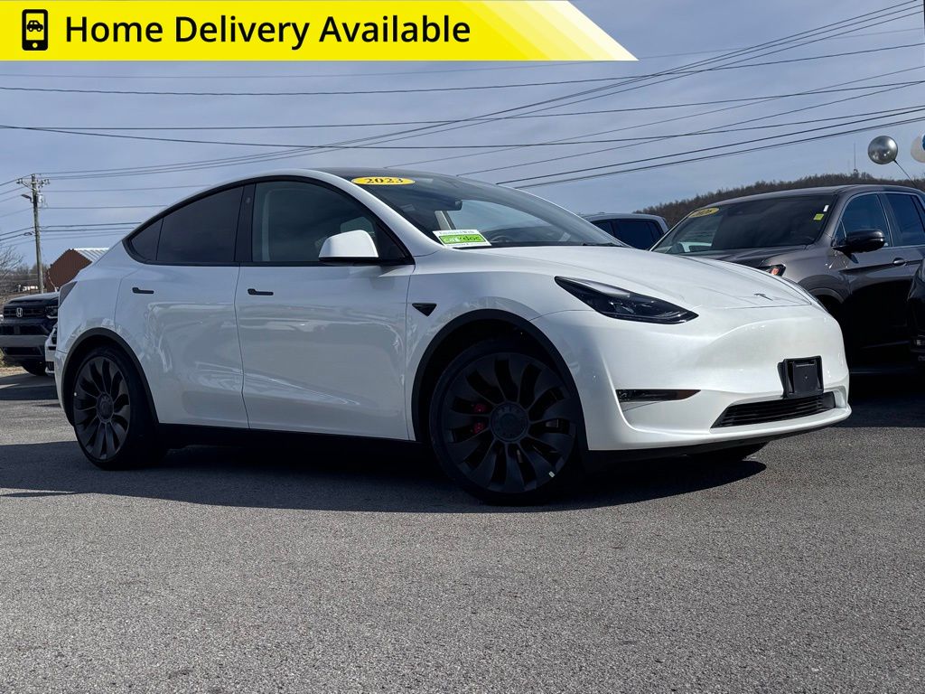 2023 Tesla Model Y Performance AWD
