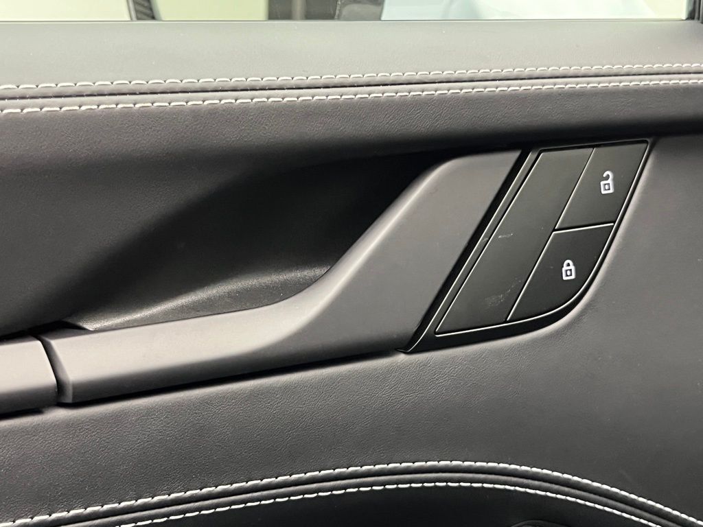 Thumbnail: 2026 Porsche 911 - 27