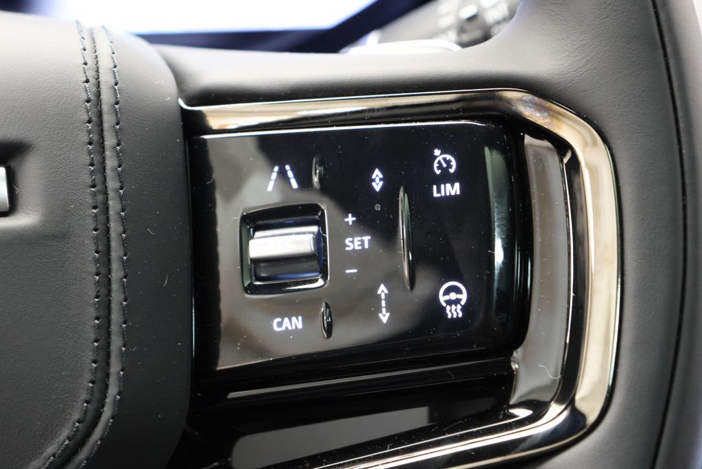 Thumbnail: 2026 Land Rover Range Rover Sport - 19
