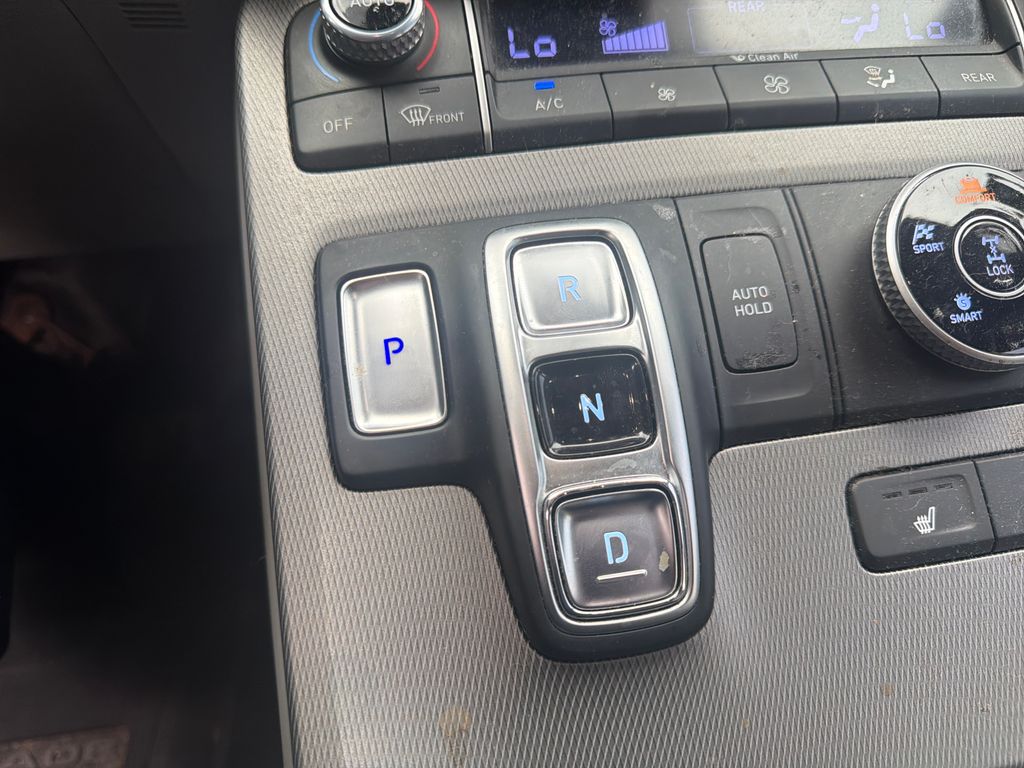Certified Used 2021 White Hyundai SEL image 27