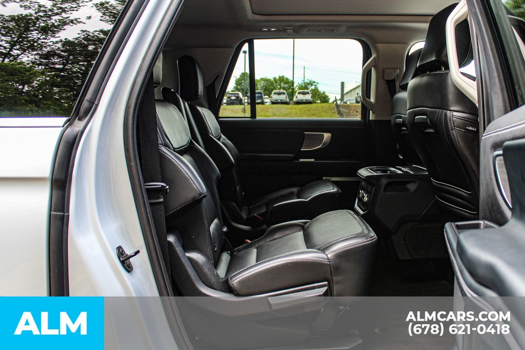 Used 2025 Silver Ford Platinum image 22