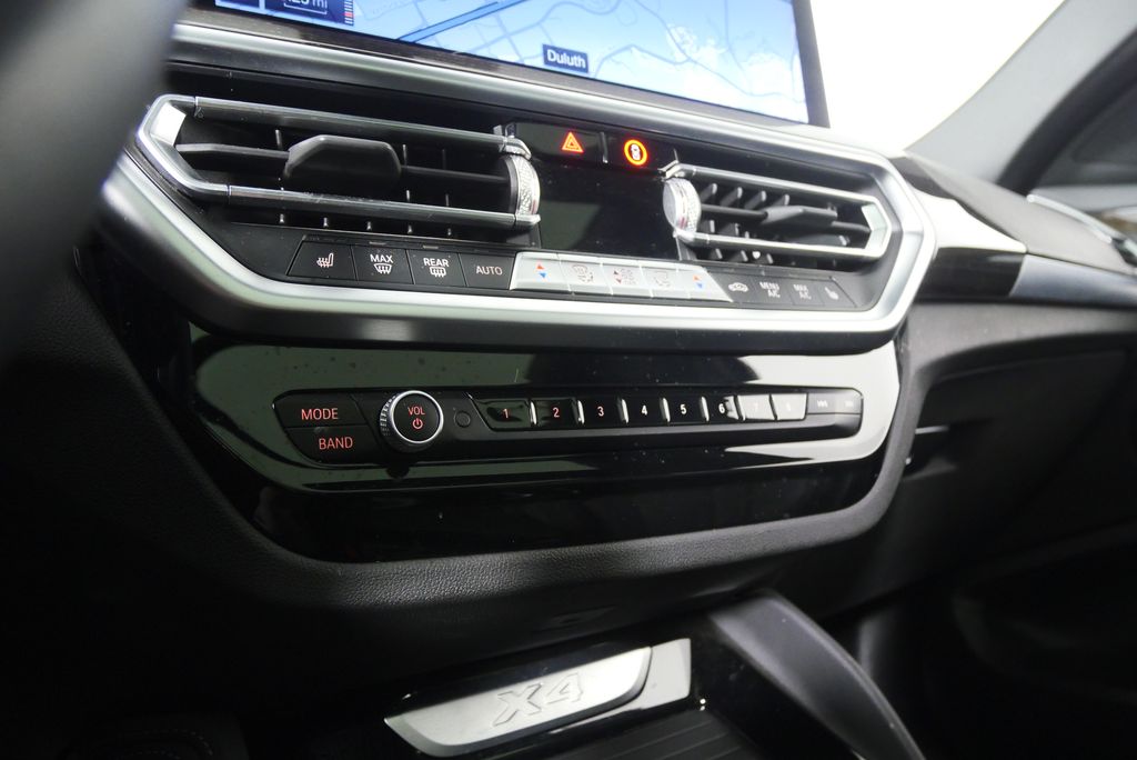 Thumbnail: 2024 BMW X4 - 26