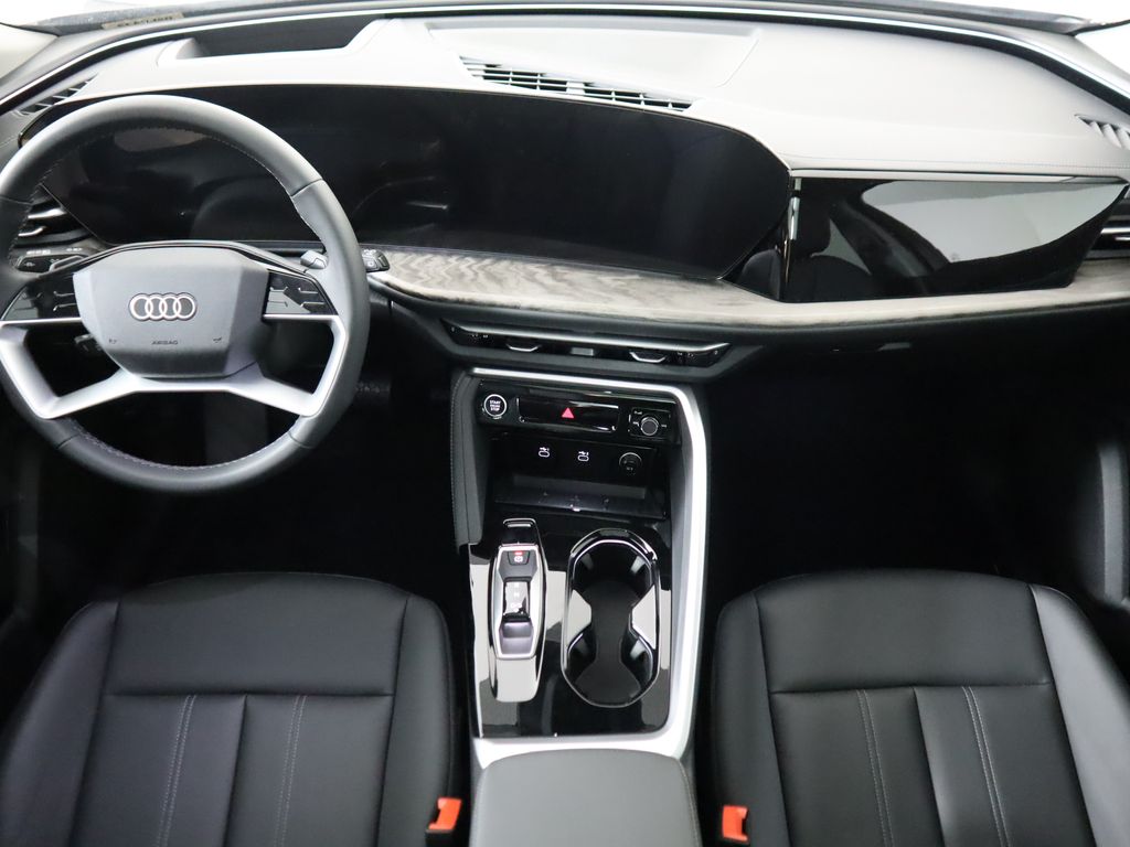 Thumbnail: 2025 Audi Q5 - 15