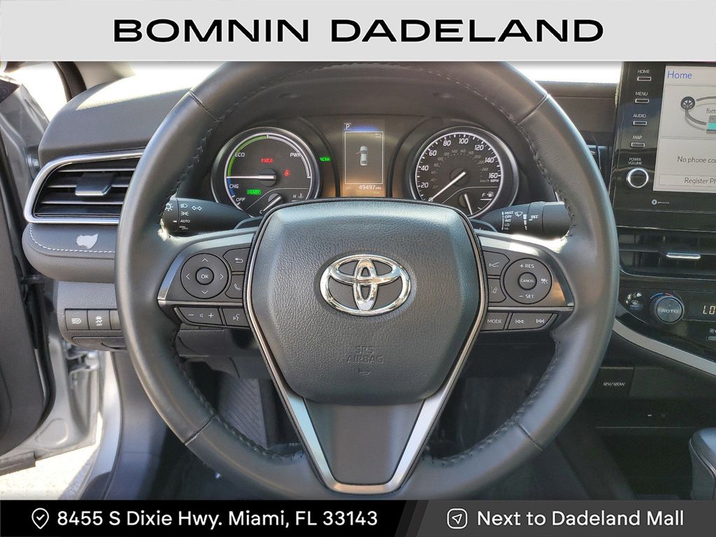 2024 Toyota Camry Hybrid SE photo