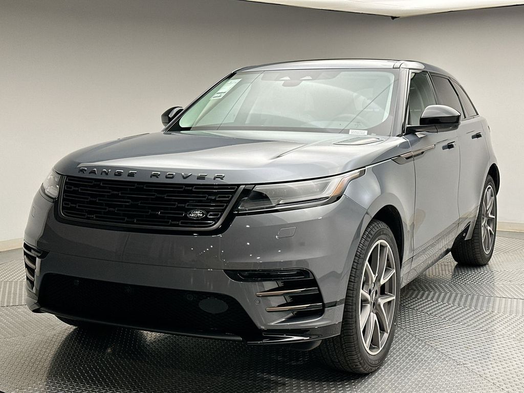 2025 Land Rover Range Rover Velar Dynamic SE -
                Paramus, NJ