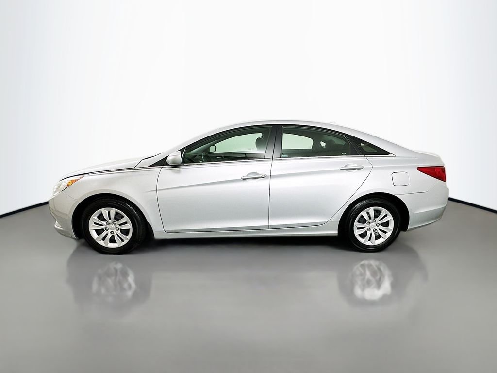 Thumbnail: 2011 Hyundai Sonata - 8