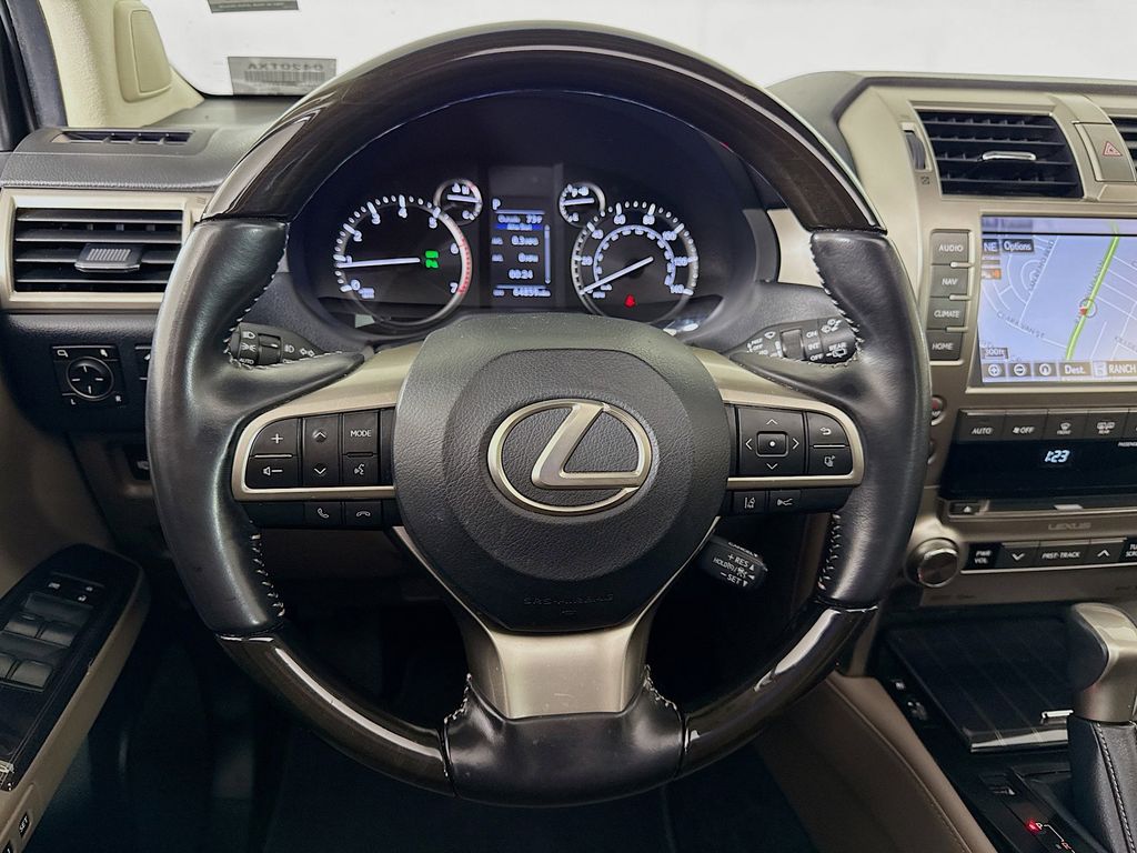 Thumbnail: 2021 Lexus GX - 11
