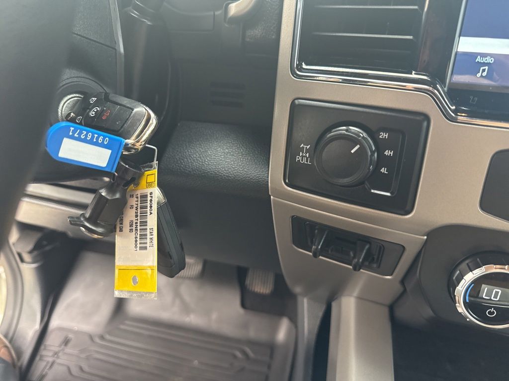 2022 Ford F-250 Super Duty LARIAT
