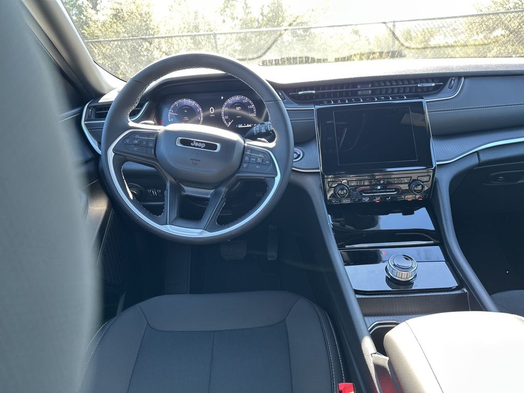 New Car 2025 Jeep Grand Cherokee  For Sale Under $40,000 In Austin, Texas