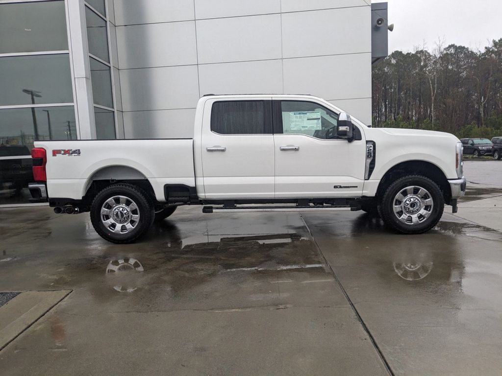 2025 Ford F-250 Super Duty Lariat