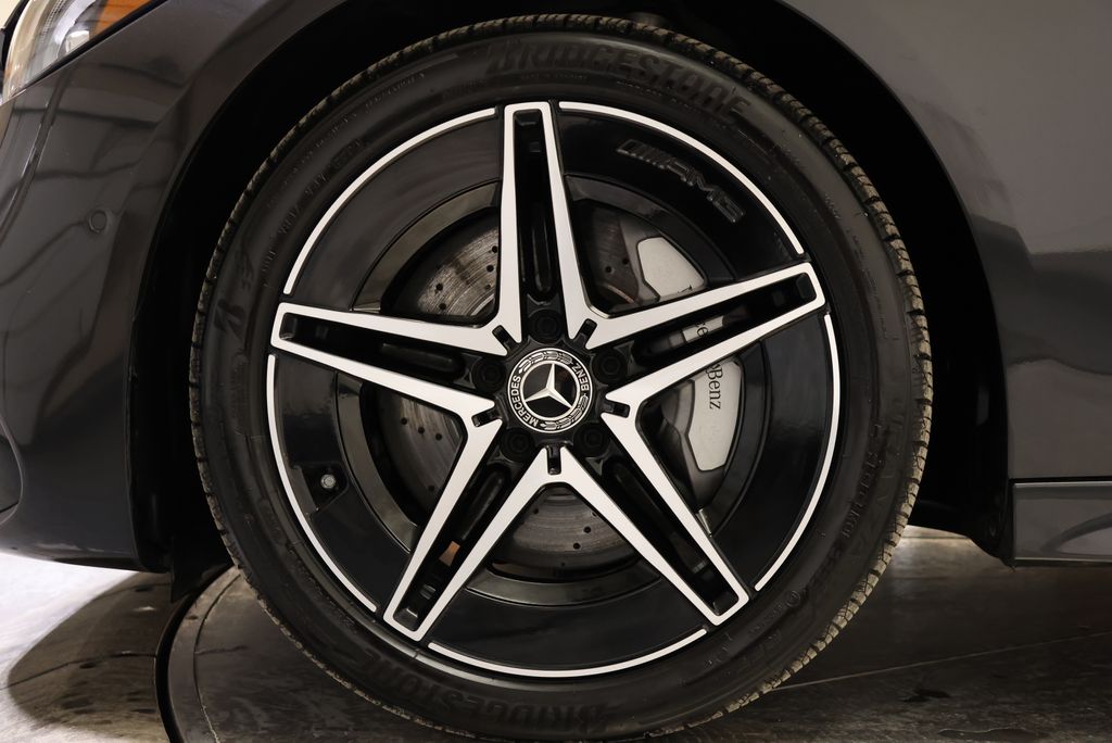 Thumbnail: 2025 Mercedes-Benz C-Class - 11