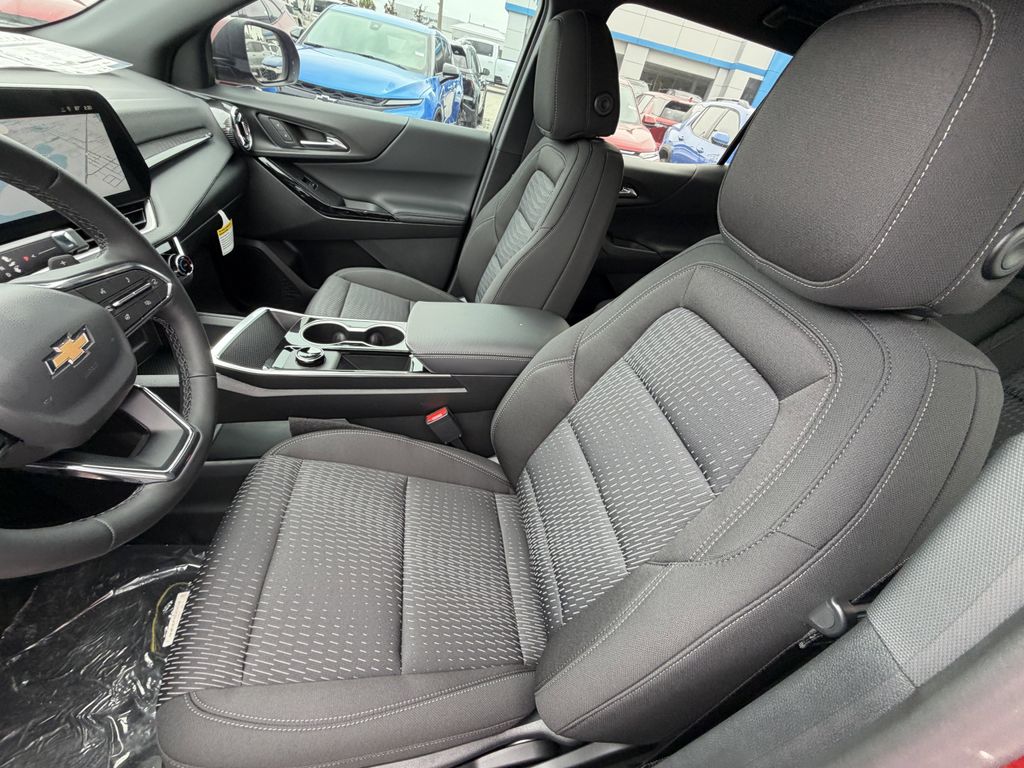 new 2026 Chevrolet Equinox car, priced at $27,695
