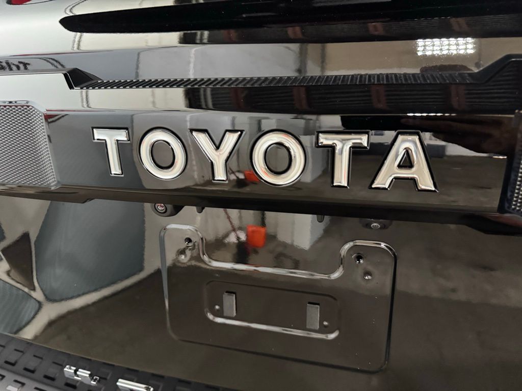 Thumbnail: 2025 Toyota 4Runner - 20