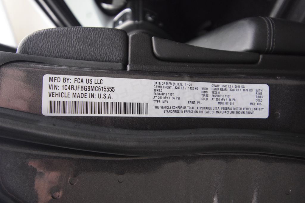 used 2021 Jeep Grand Cherokee car, priced at $22,000