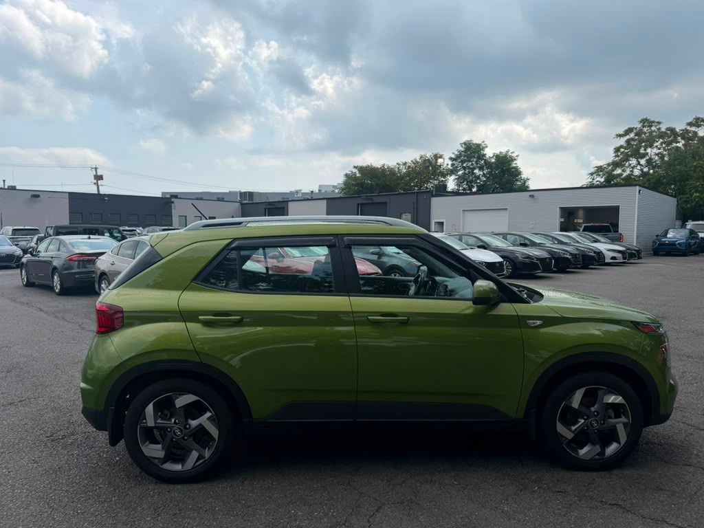 Used 2023 Hyundai Venue SUV