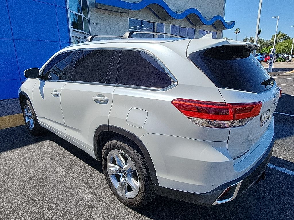 Thumbnail: 2018 Toyota Highlander - 5