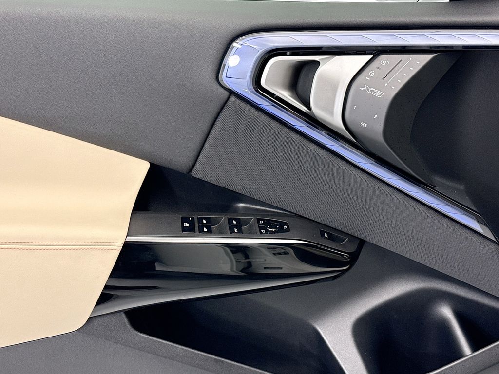 Thumbnail: 2026 BMW X3 - 21