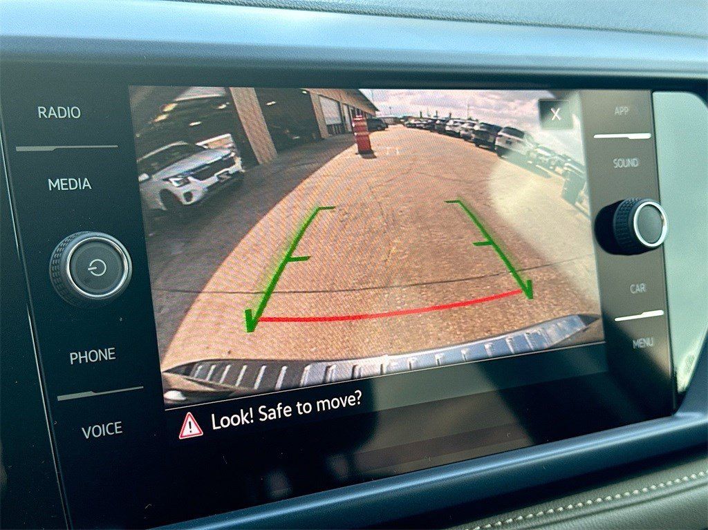 New 2024 Black Pearl Volkswagen 1.5T SE image 14